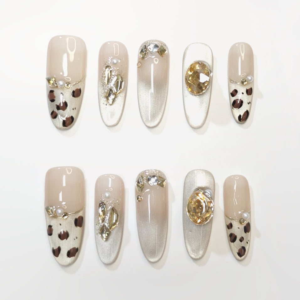 Golden Serengeti Handmade Press On Nails - Arcanus Nails