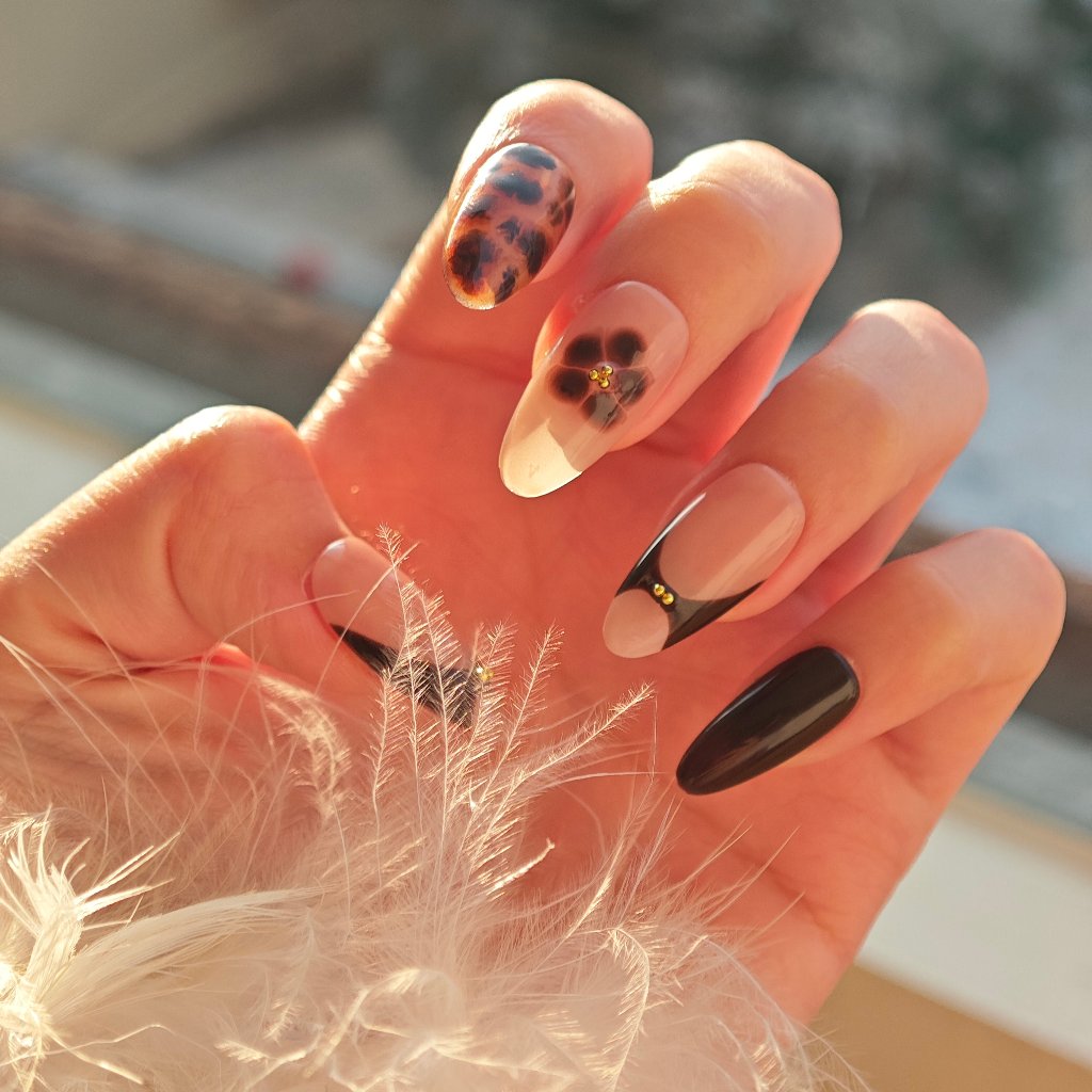 Wildwood Grace Handmade Press On Nails - Arcanus Nails