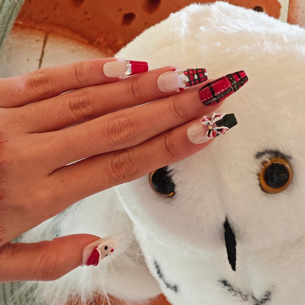 Holiday Charm Handmade Press On Nails - Arcanus Nails